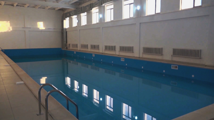 Күршімдегі жабық жүзу бассейні аудан тұрғындарын қуанышқа бөледі