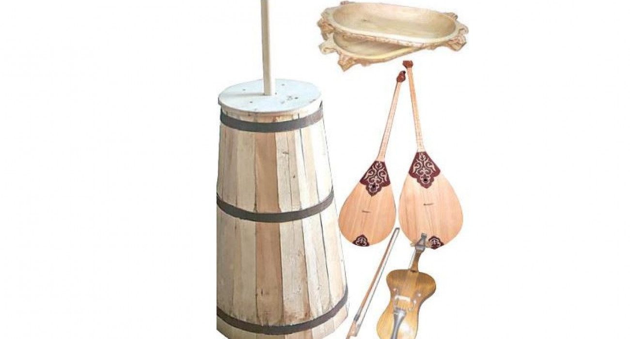 Кең жамбасты ресейлік әйелдердің суреттері