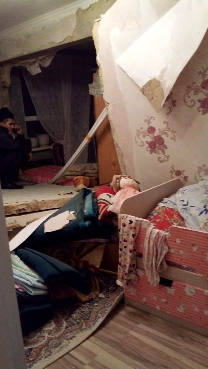 Атырауда тұрғын үйде газ жарылып, 3 адам ауруханаға түсті