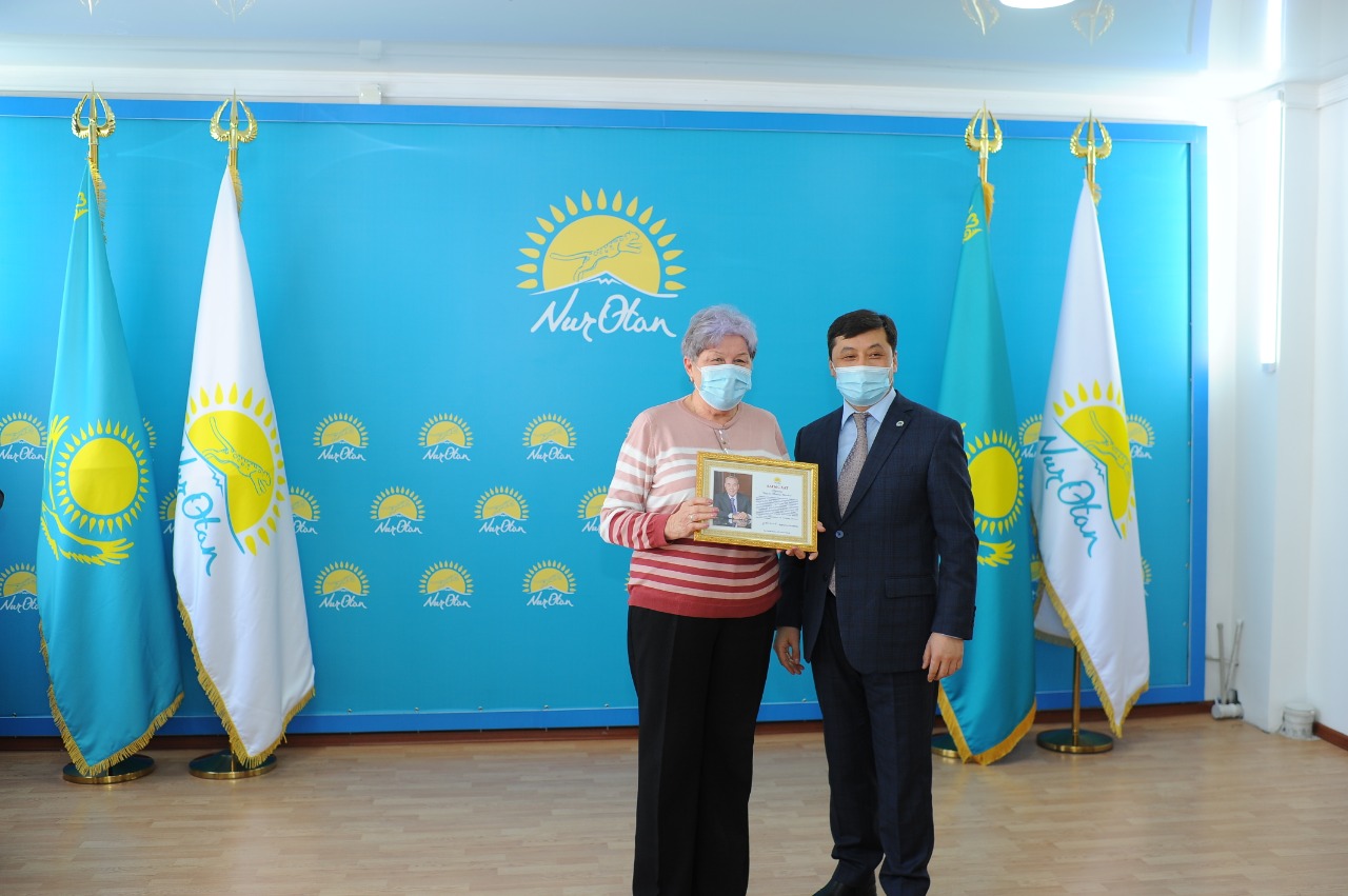 Түркістан облысының белсенді азаматтарына Елбасының Алғыс хаты тапсырылды