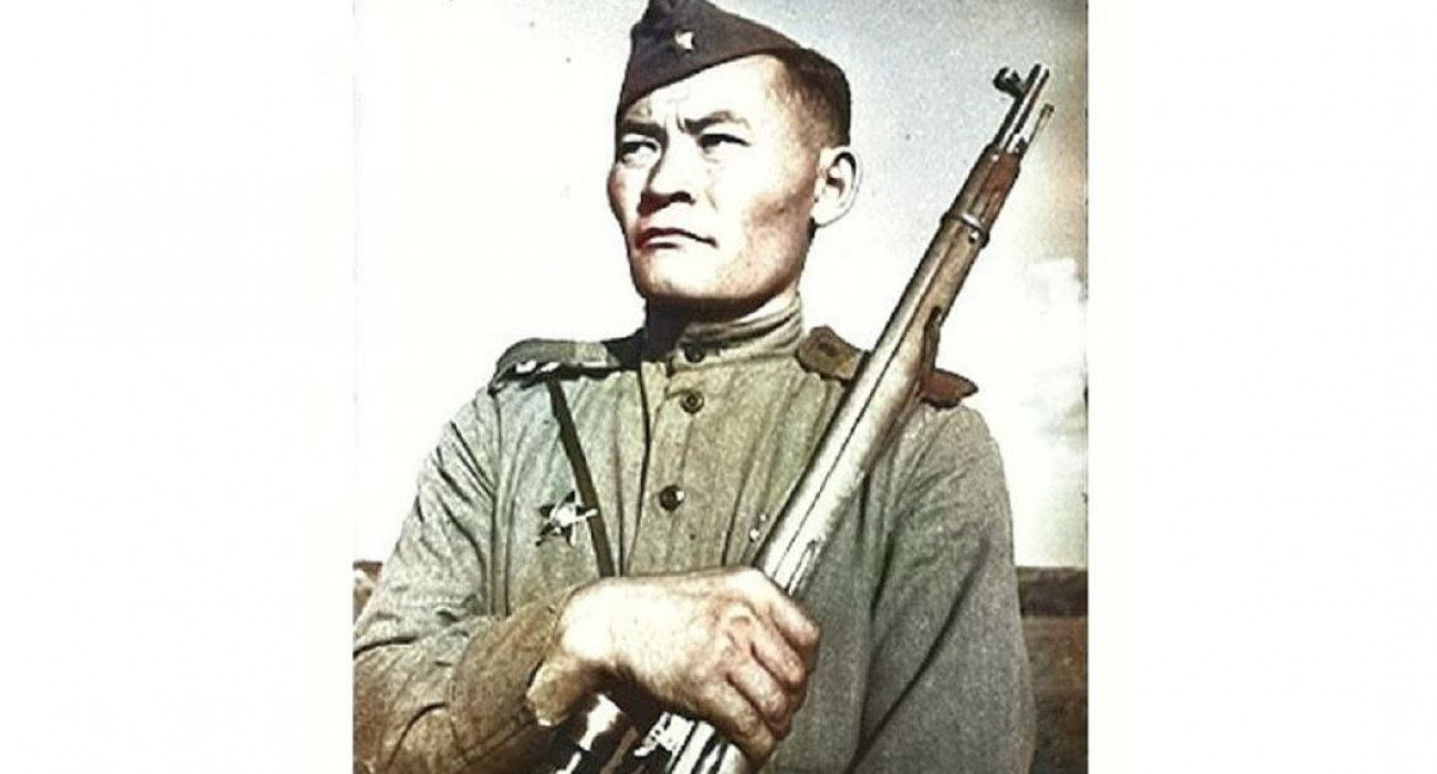 Джеки Чан секс мультфильмі Құбыжықтар бейнеленген онлайн порно видеолар