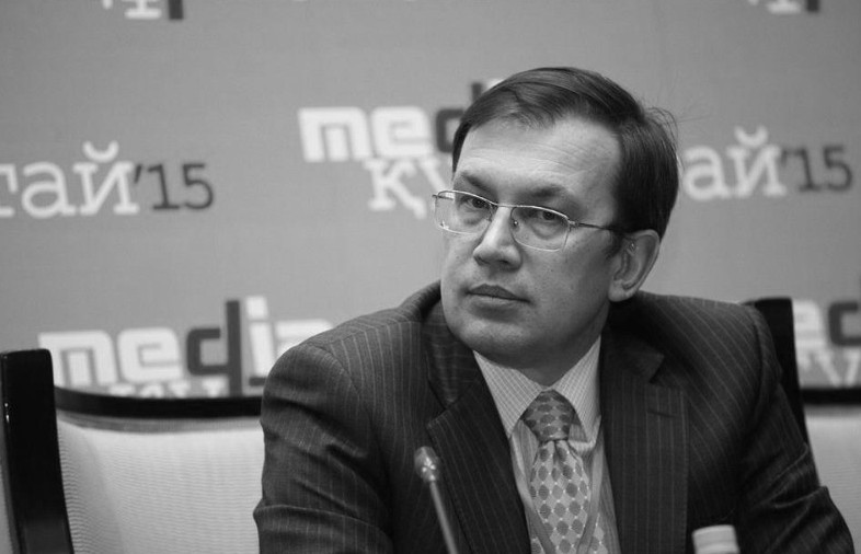 Қазақстандық журналист Михаил Дорофеев өмірден озды