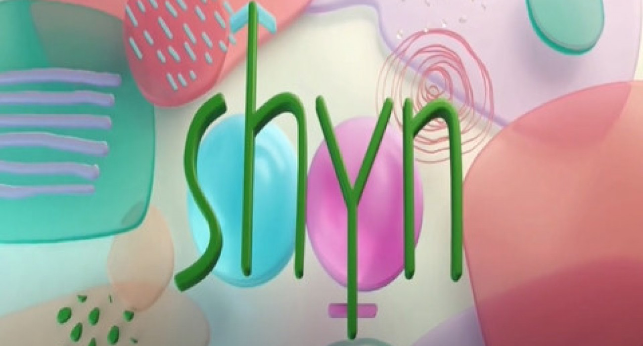 Үлкен клиторы бар студент сиқырды сорып алады