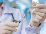 Нұр-Сұлтанда медицина қызметкерлерін вакциналау жалғасуда