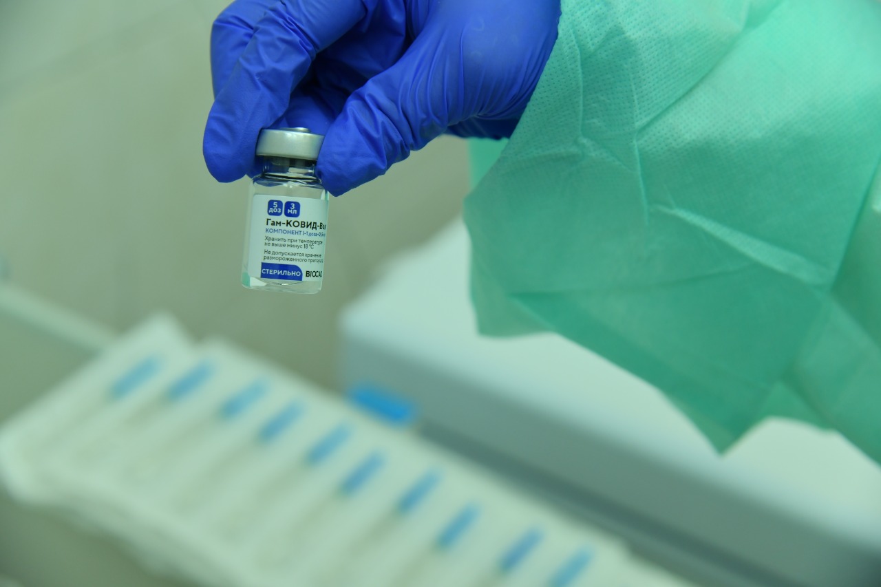Шымкентте 480 медқызметкер коронавирусқа қарсы вакцина салдырды