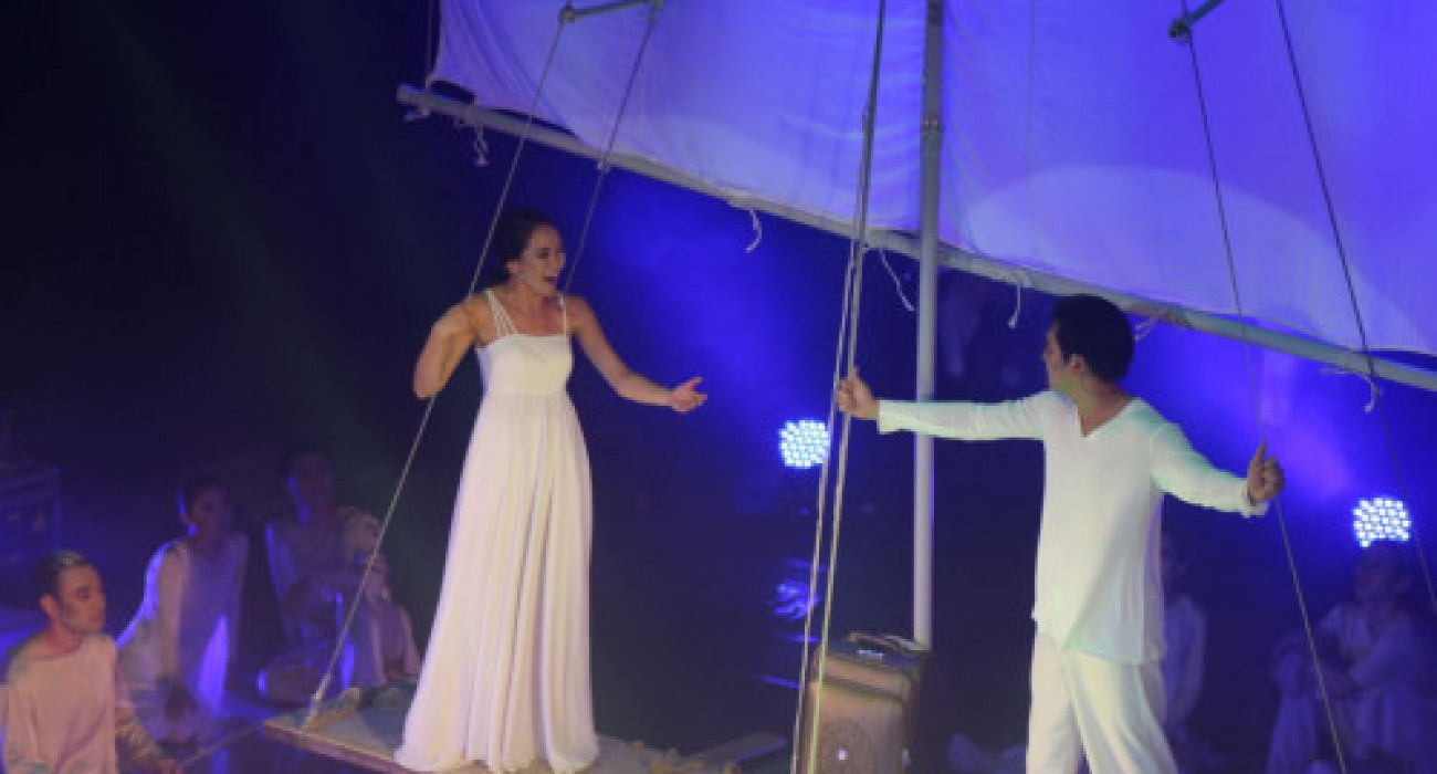 Порно онлайн фильм құлпынай