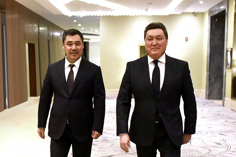 Асқар Мамин Қырғызстан Президенті Садыр Жапаровпен келіссөз жүргізді