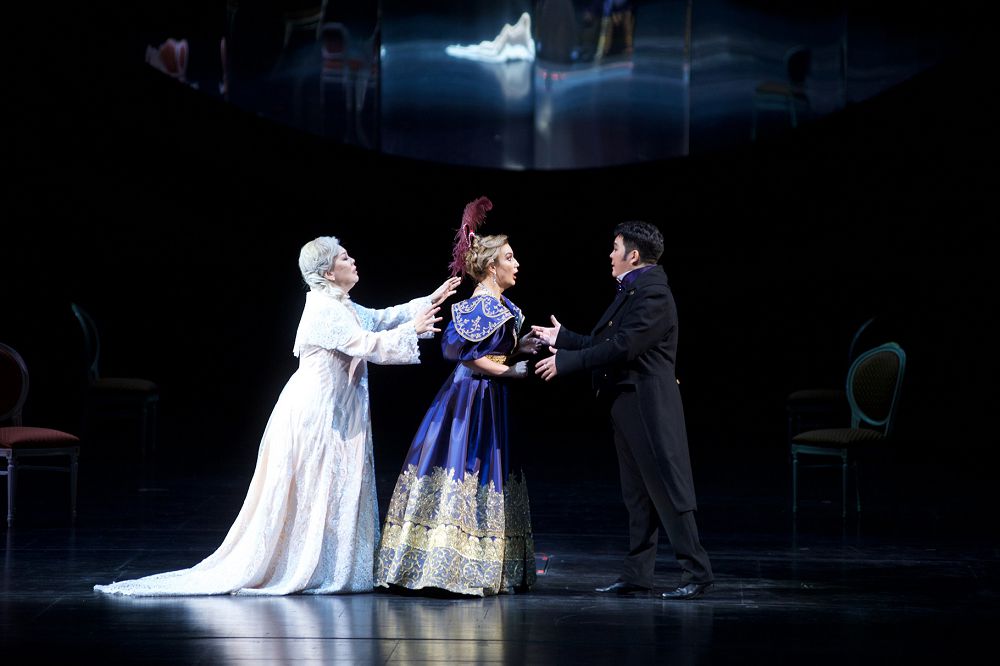 Дәрігерлерге тарту