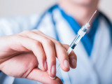 Атырауда 2 мыңға жуық мұғалім вакцина салдырады