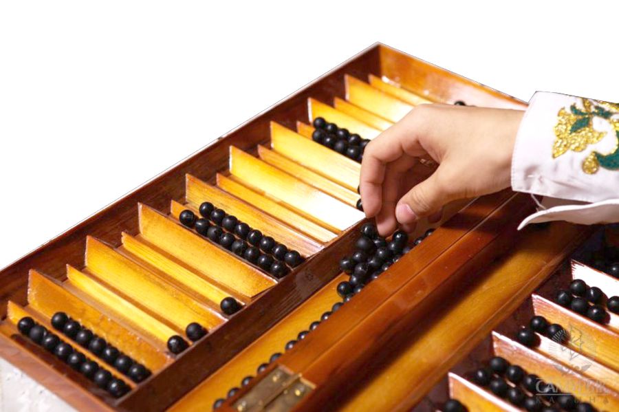 Зерделі ұлттың ойыны