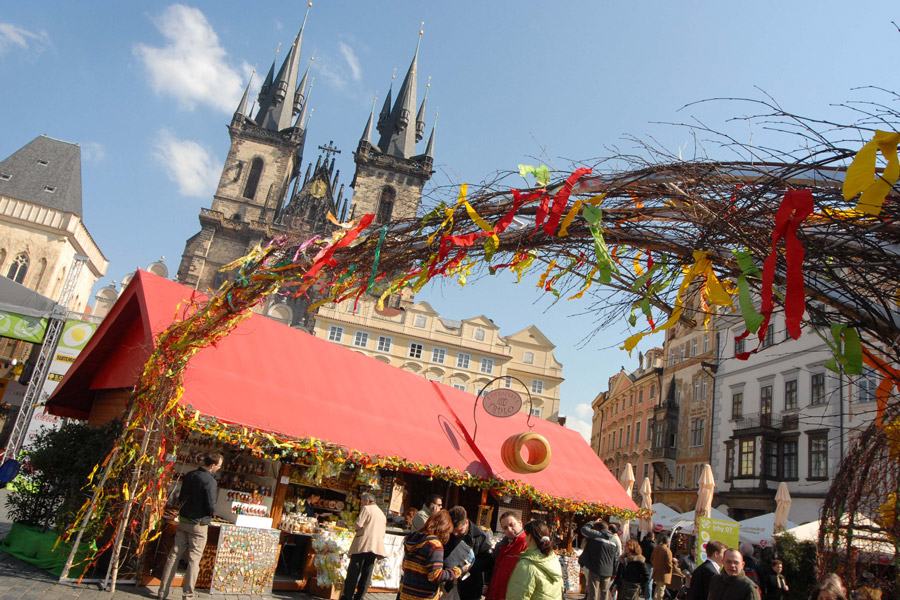 Еуропа Пасханы үйде тойлады