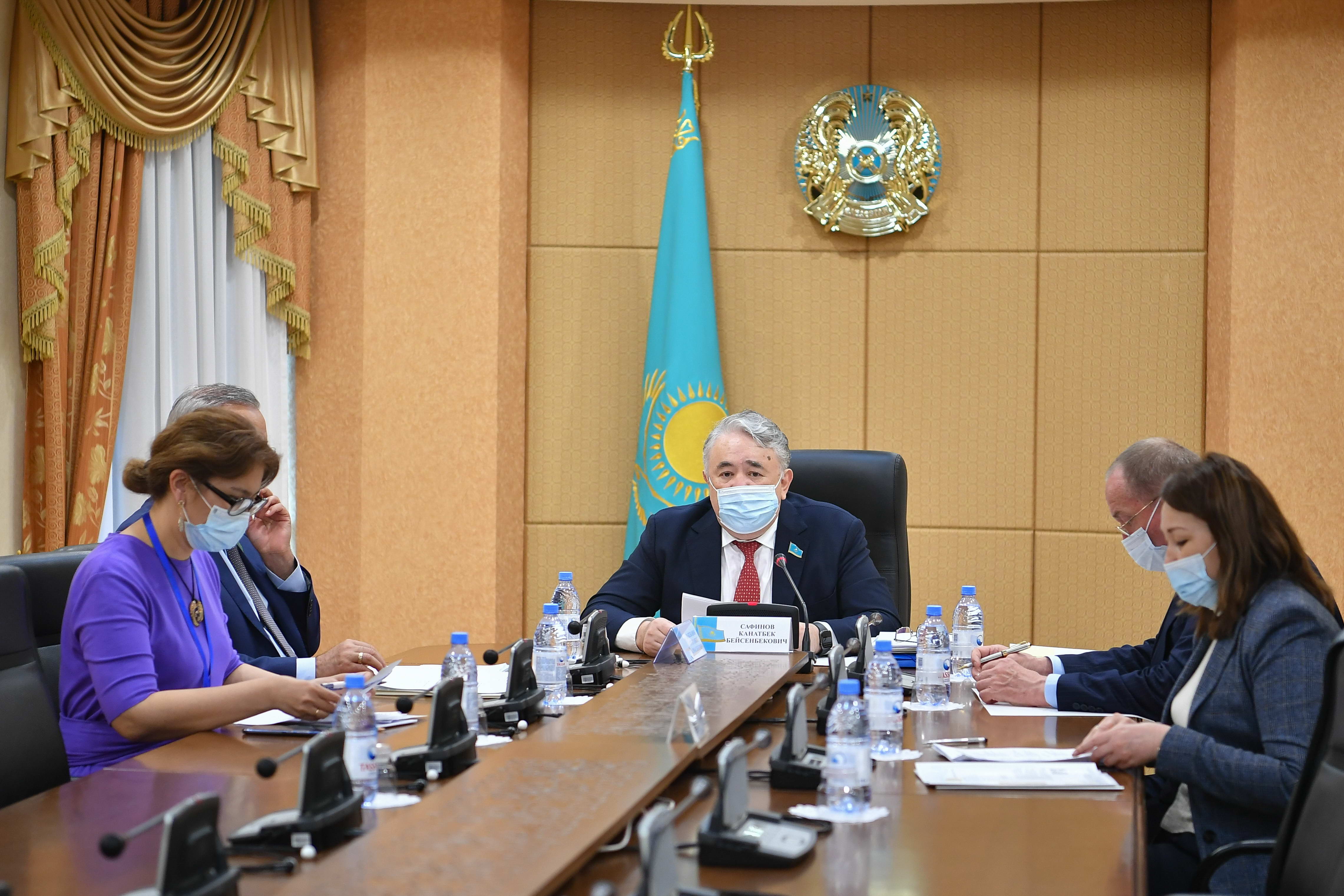 Сенатта зияткерлік меншік құқығын қорғау мәселелері талқыланды