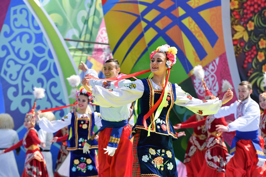 Бауырмал қазақтың бір баласындай