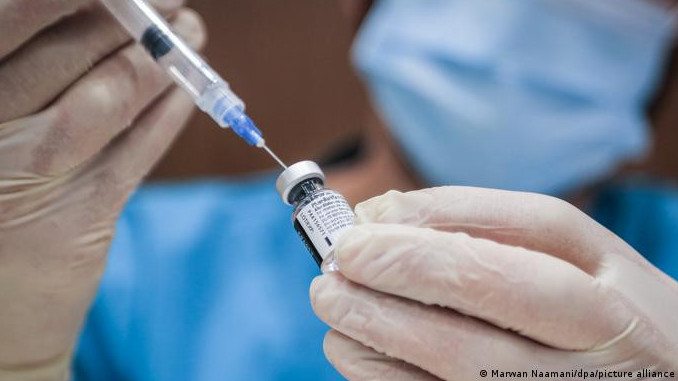Атырауда вакцина салдырғандар саны 40 мың  адамға жуықтады