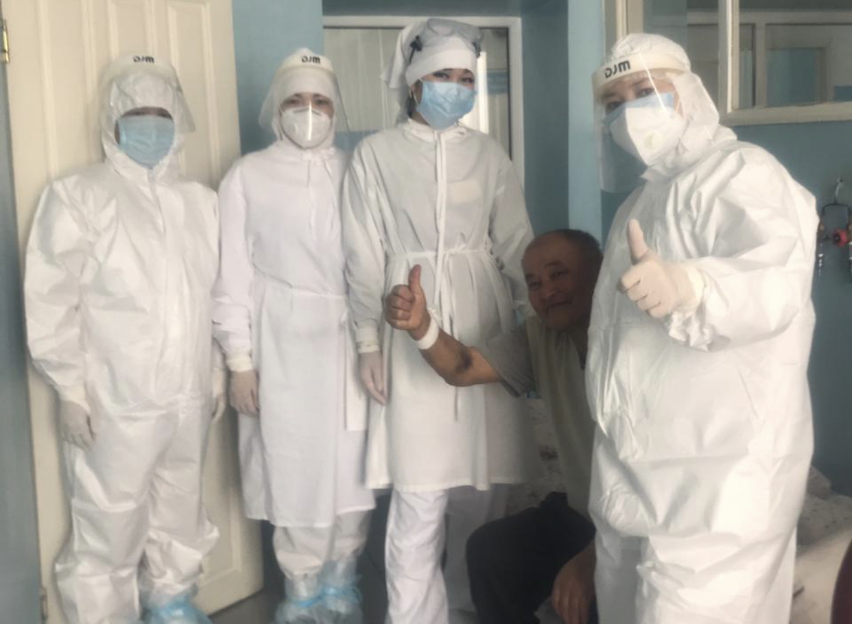 Жамбылдық зейнеткер коронавирустан емделіп шықты