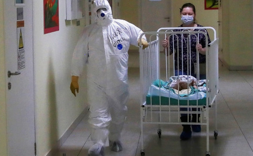 Коронавирус балаларда жеңіл өте ме?