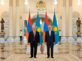 Қасым-Жомарт Тоқаев Армения президентімен кездесті