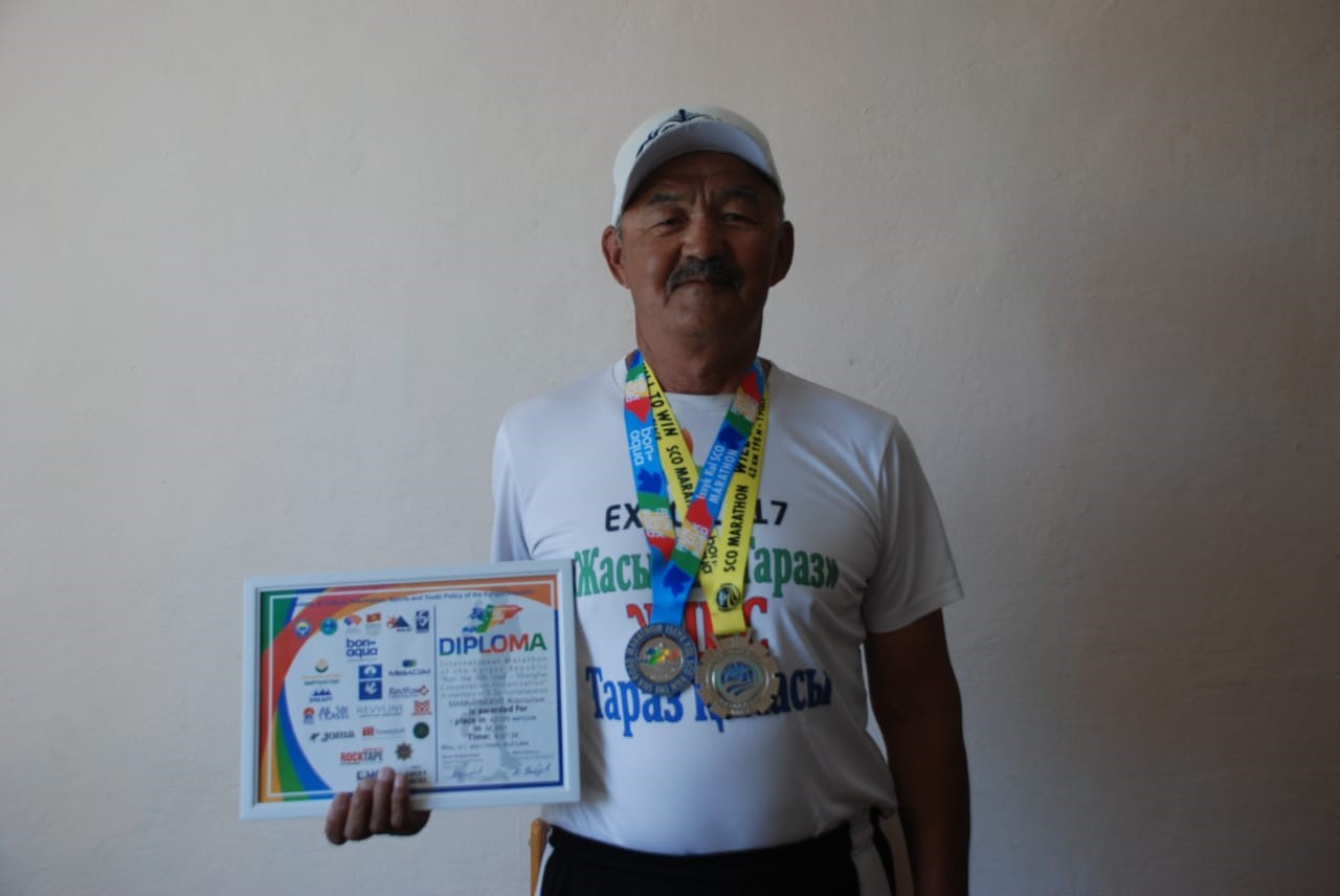 67 жастағы желаяқ