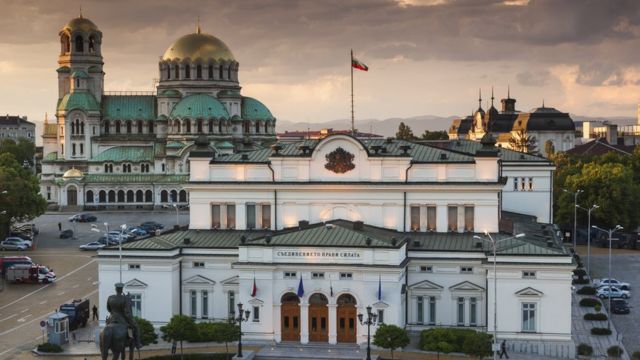 Болгария билігіне төнген «қара бұлт»