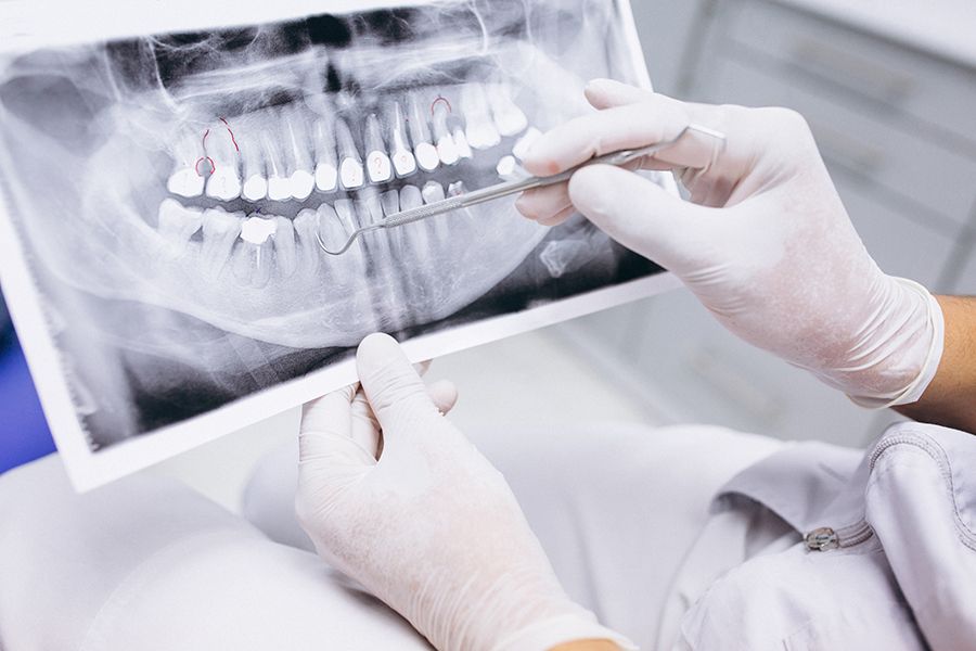 Тегін стоматологиялық көмек кімдерге көрсетіледі?