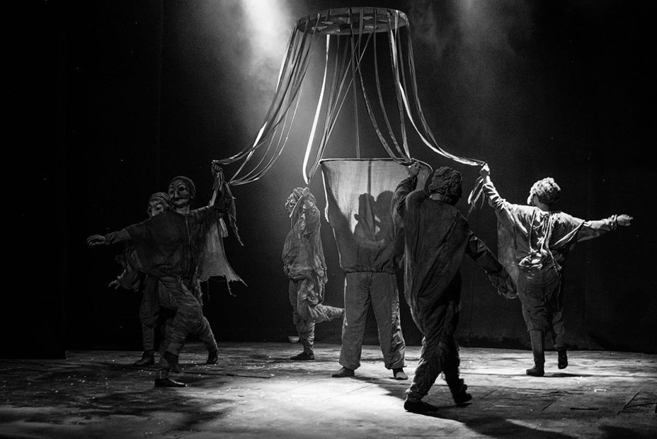 Кукart фестивалінде өнер көрсетеді