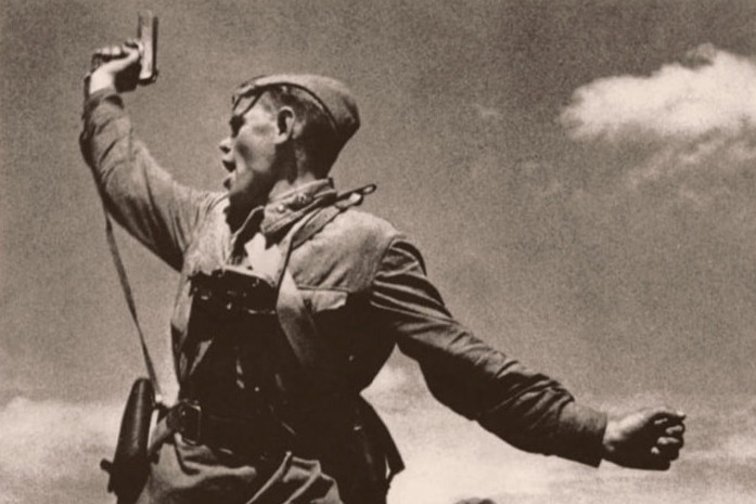 «Күркіреп күндей өтті ғой соғыс...»