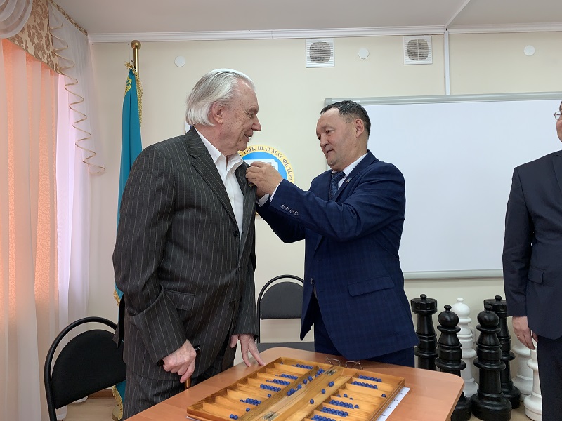 Дмитрий атайдың арманы – Қостанайда «Тоғызқұмалақ үйін» ашу