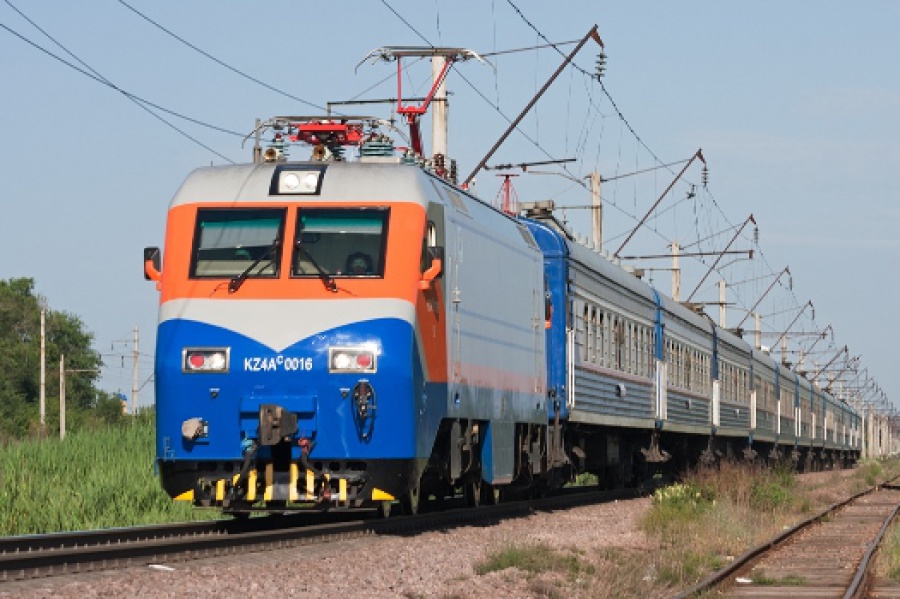 Теміржол көлігін жасау қарқын алды