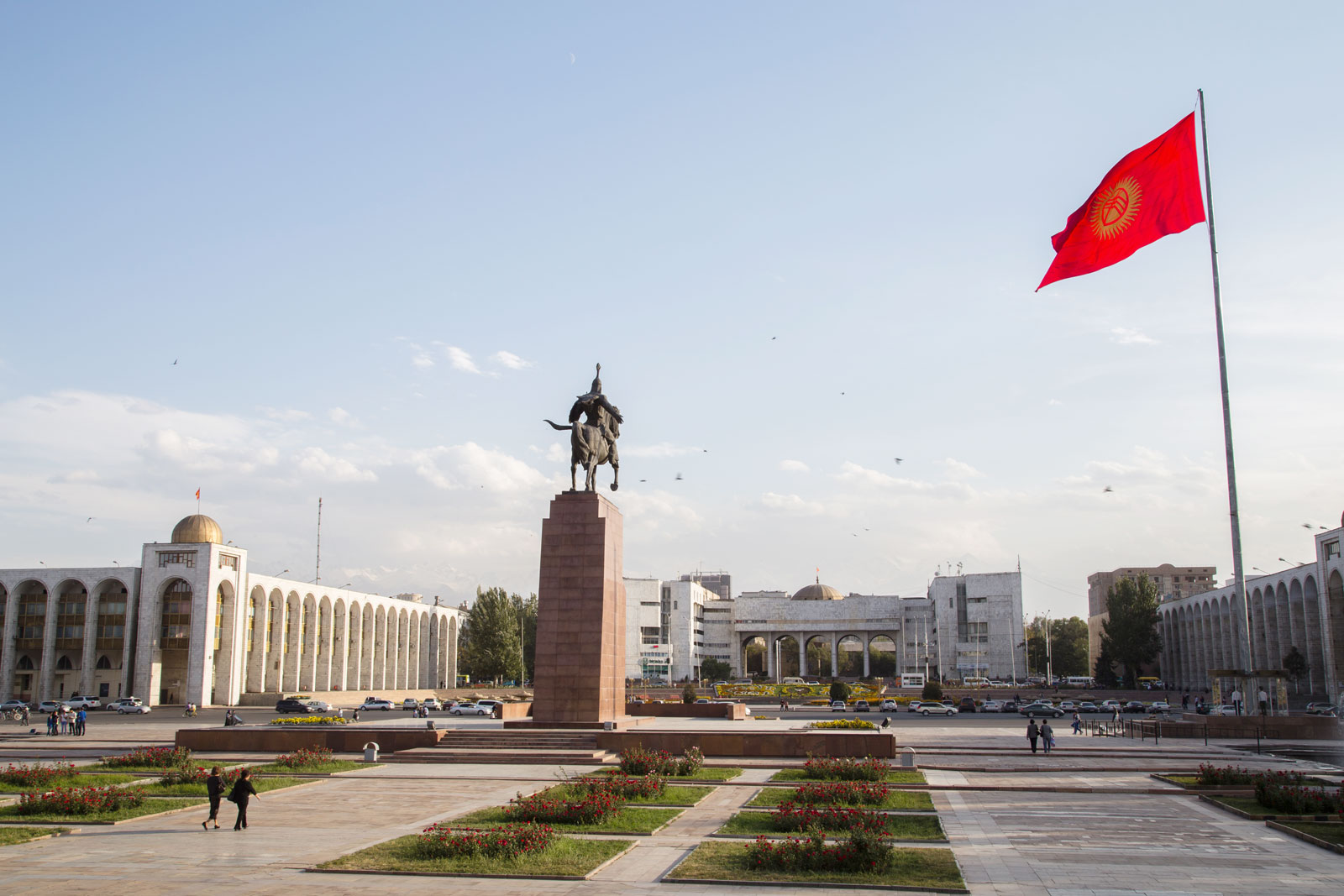 Вакцина алған қазақстандықтар Қырғызстанға ПТР-тестсіз кіре алады