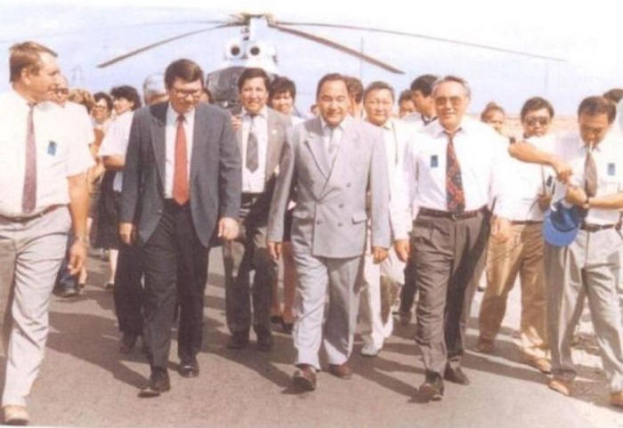 Равиль Шырдабаев: «Ең алғашқы инвесторлар мұнай-газ саласына келді»