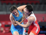 Токио-2020: Эльмира Сыздықова алғашқы белдесуінде қарсыласына жол берді