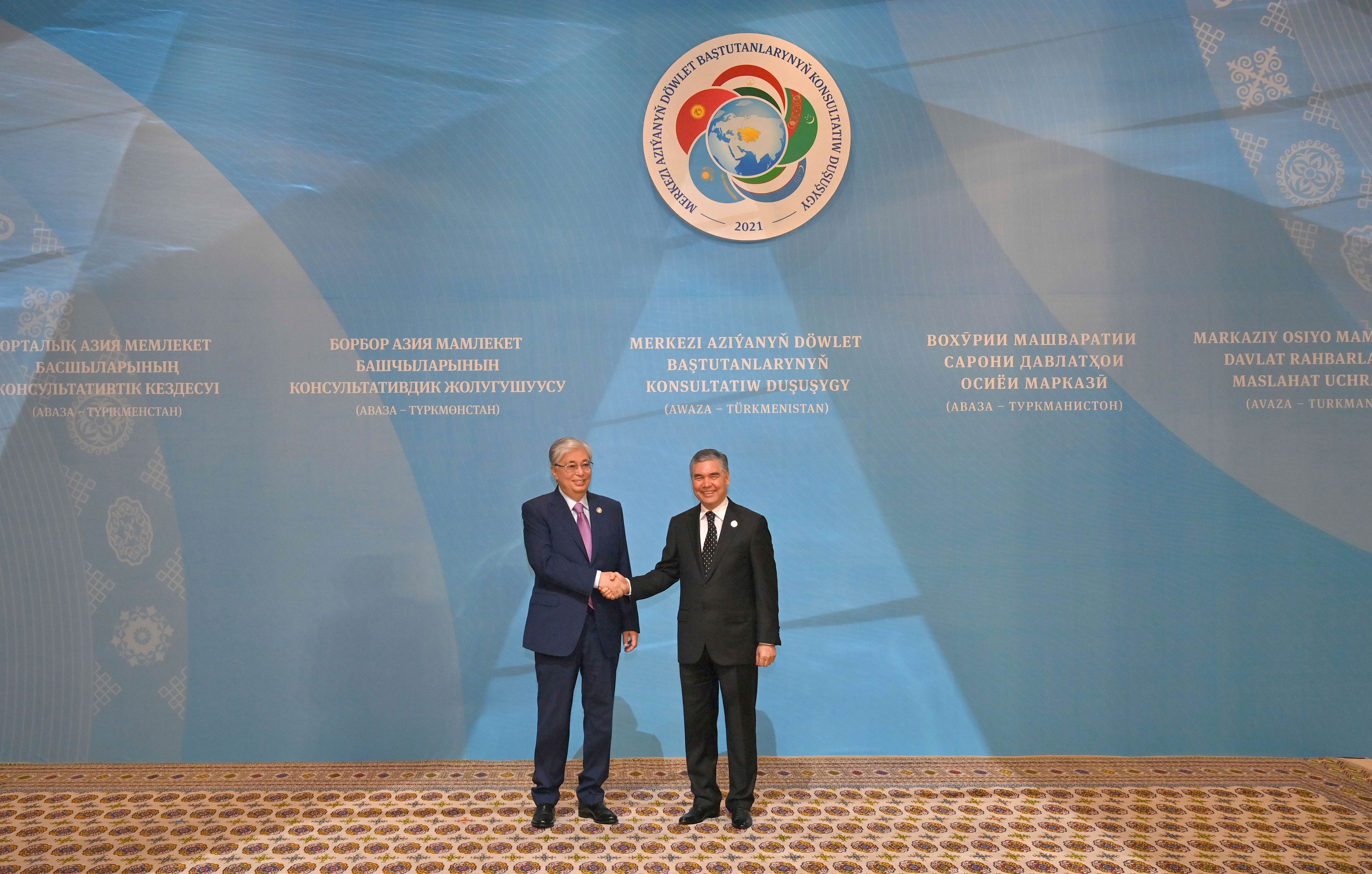 Қасым-Жомарт Тоқаев Түрікменстан Президентімен кездесті