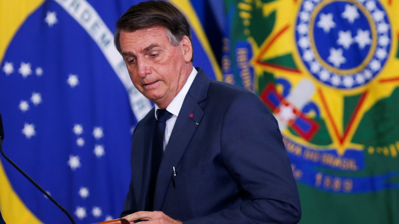 Бразилия Президенті коронавирус статистикасын бұрмалады деп айыпталды