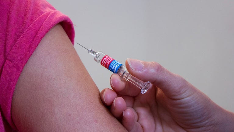 Аллергиясы бар адамдар вакцина салдыра ала ма?