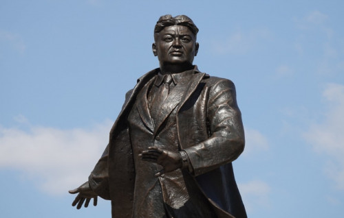 Ерге – еңселі ескерткіш