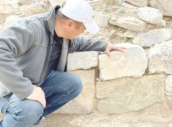 Қола дәуіріне тиесілі ескерткіштер