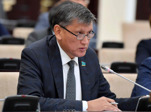 Кітапханашылар мәртебесі көтеріледі