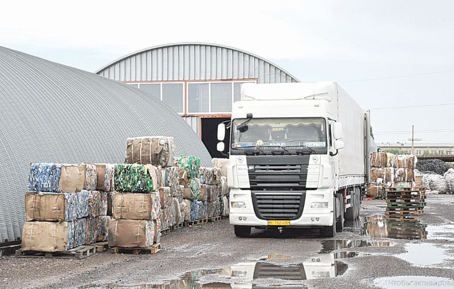 Макулатура, пластик пен шыныға – 2 млрд теңге