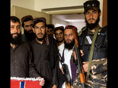 Тәлібтер Норвегияның Кабулдегі елшілігіне басып кірді