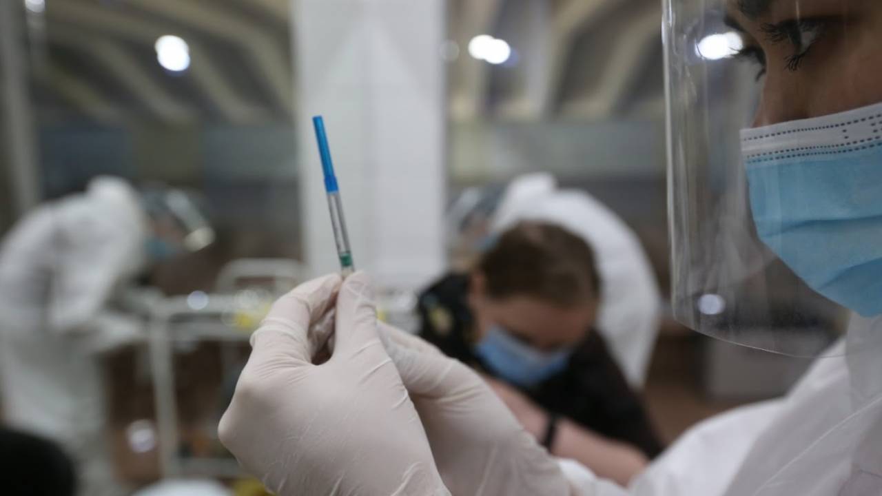 2022 жыл соңына дейін әлемдегі барлық адам вакцина алуы керек - БҰҰ