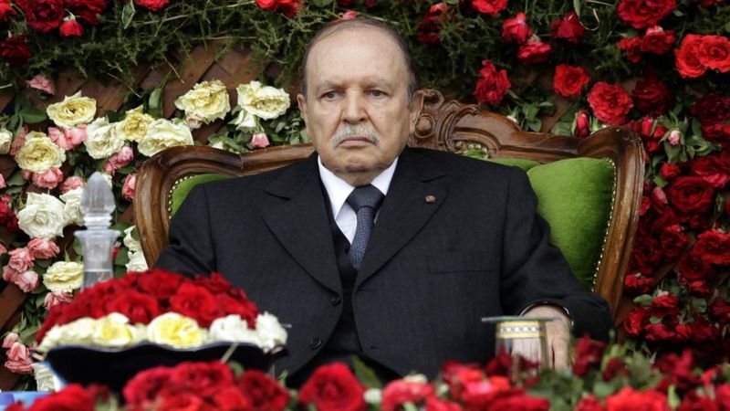 Алжирдің экс-президенті қайтыс болды
