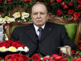 Алжирдің экс-президенті қайтыс болды