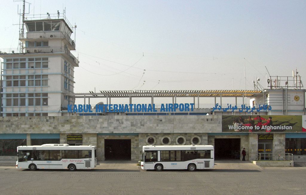 Кабул әуежайы коммерциялық рейстер үшін ашылды