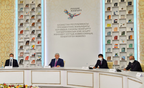 Қазақ тіліндегі  жаңа білім мен жаңа мазмұн