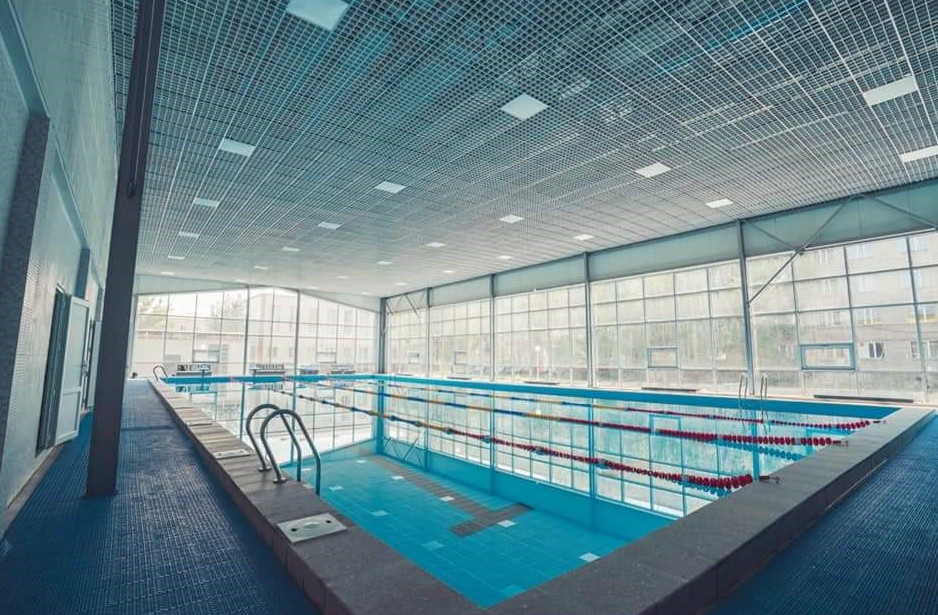 Студенттерге арналған бассейн