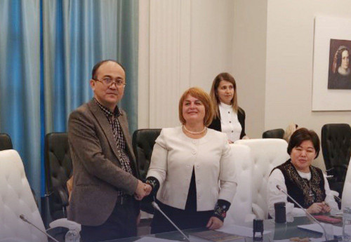 Украинадағы «Қазақ бұрышын» жаңғыртып қайтты