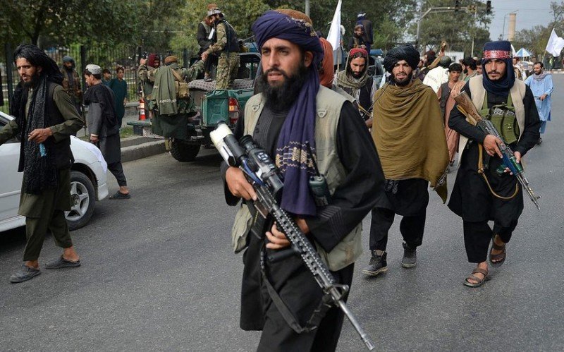 «Талибан» мен қарулы топ арасында қақтығыс болды