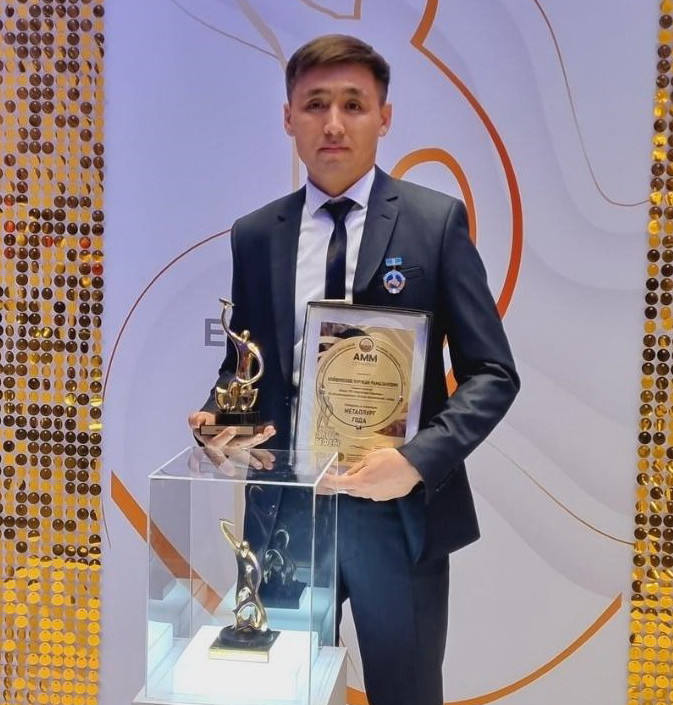 Қойшыбековтің қолында – «Алтын Гефест»