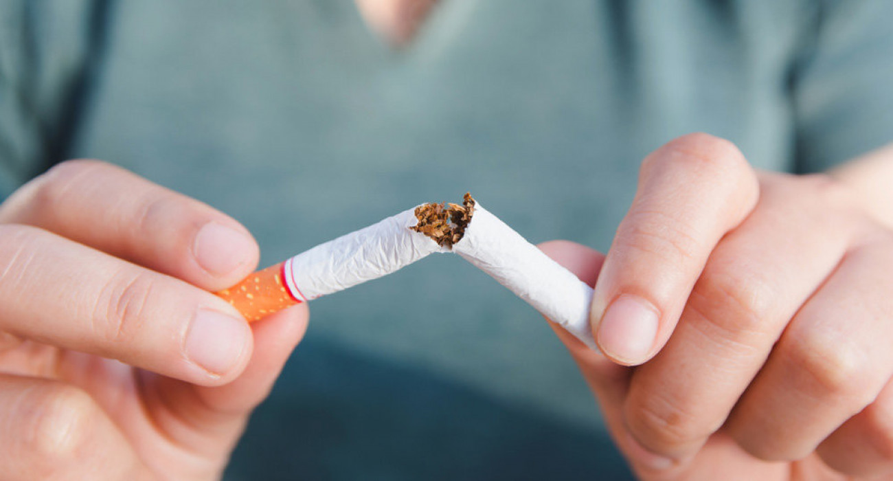 Дәретханада жасырын камера письки Мен Уфада порно түсіремін.