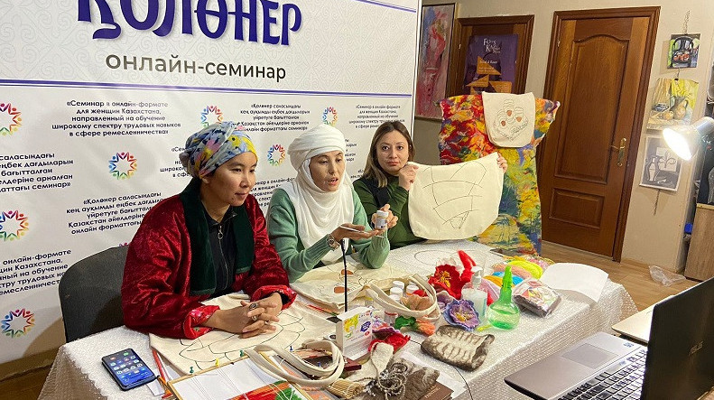 Көпбалалы аналарды қолөнерге баулыды